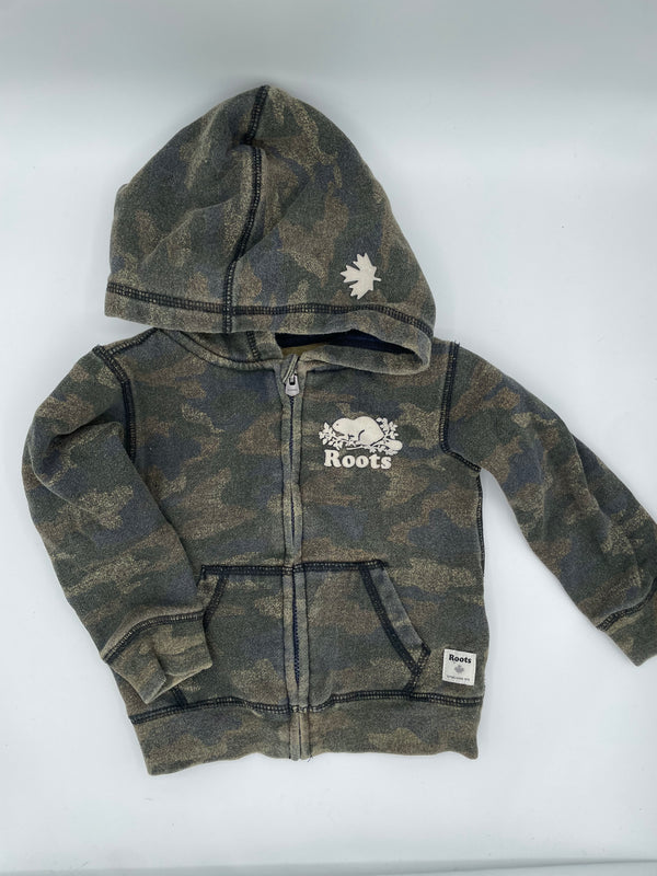 Roots camo hoodie